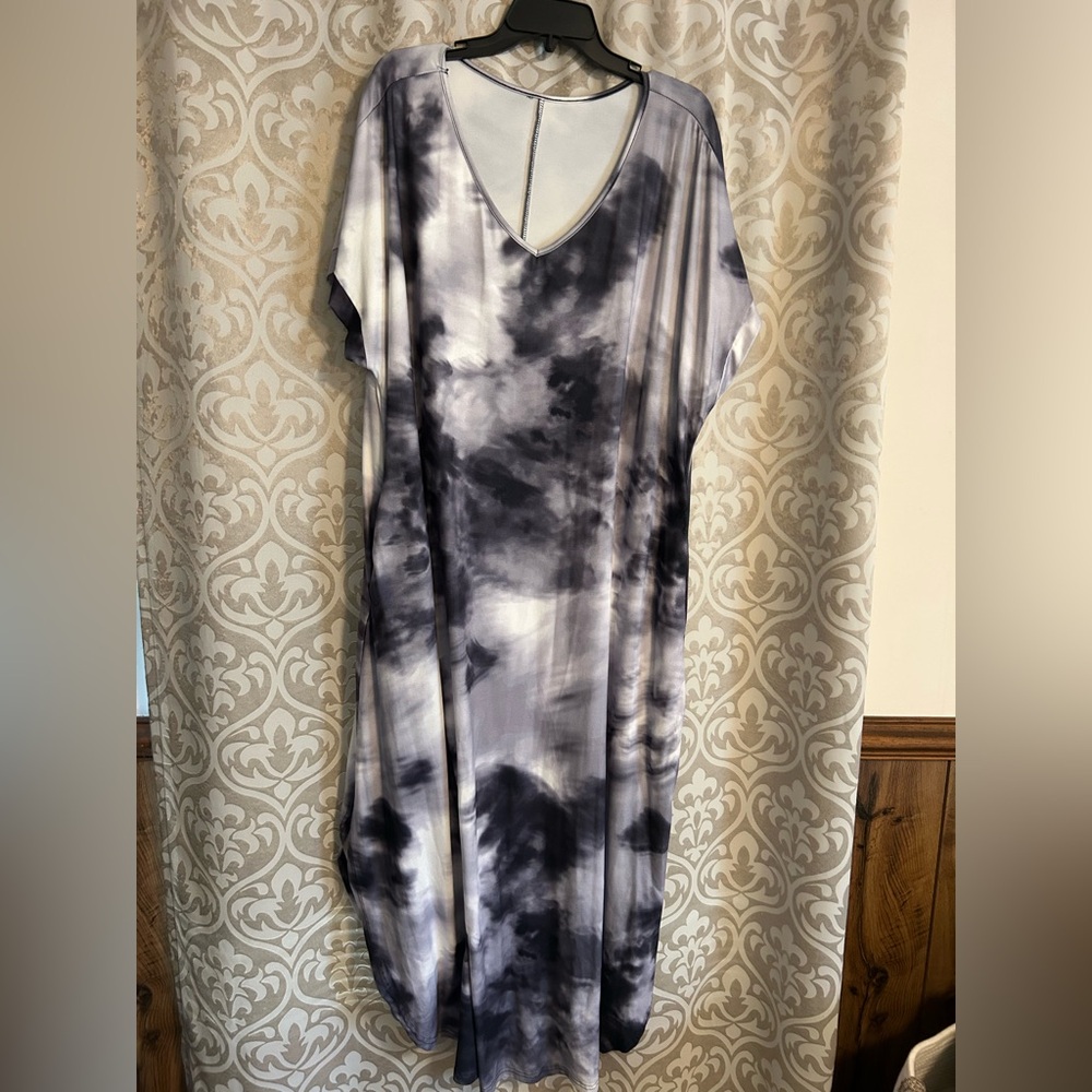 Tie Dye Round Hem Maxi Dress
